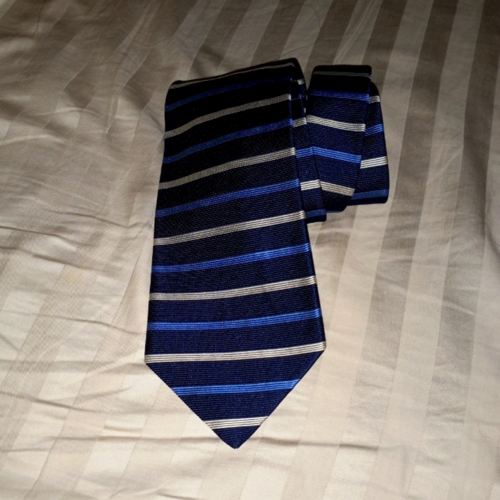 Brooks brother blue  tie 👔